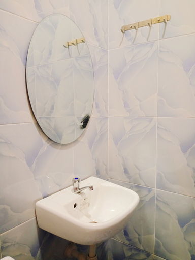Bathroom 4, Amwani Azure, Puerto Princesa City