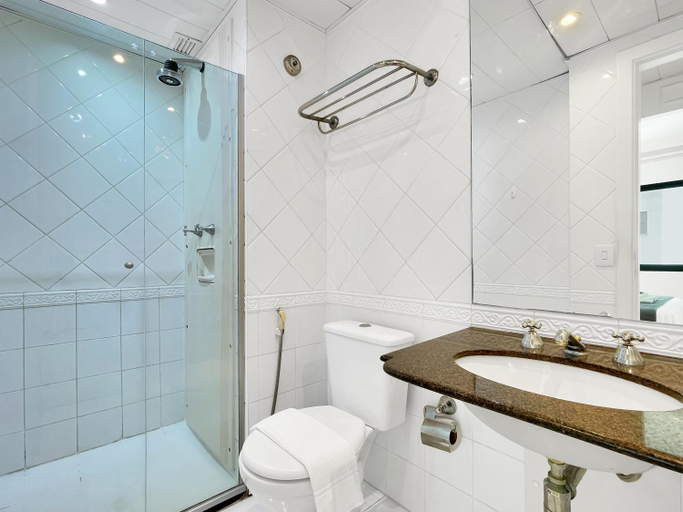 Bathroom, Lindo Hotel na Paulista, São Paulo