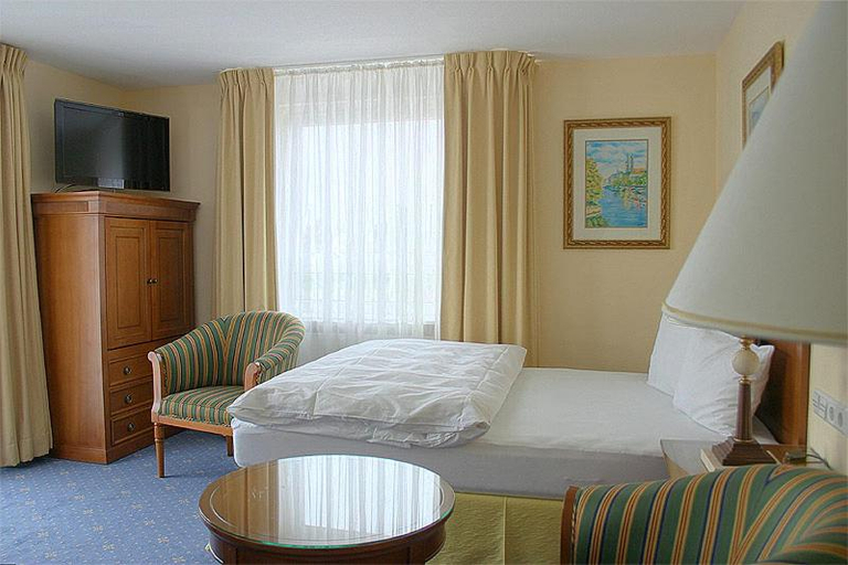 Others 5, Hotel zur Schwaben-Schanke, Böblingen