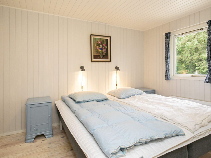 Bedroom 2, person holiday home in Thyholm, Struer