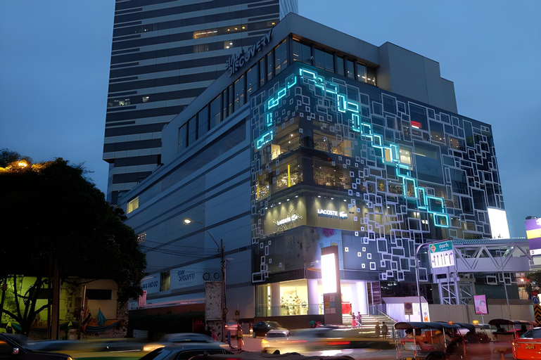 Exterior & Views 2, Grand Diamond Suites Hotel, Ratchathewi
