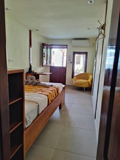 Bedroom 2, Cool Breeze Authentic Hotel Labuan Bajo Komodo, West Manggarai