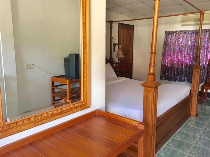 Bedroom 2, The Creek Garden Resort, Muang Mae Hong Son