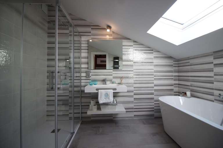 Bathroom 3, Palacio La Floresta, Segovia