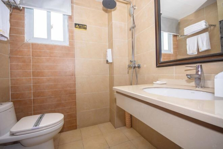 Bathroom 3, Yuhuangge Hotel, Enshi Tujia and Miao