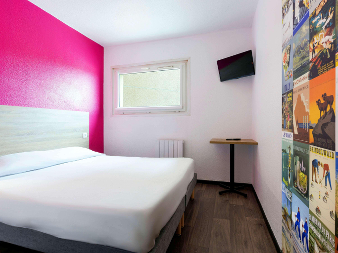 Bedroom 2, Hotel F1 Reims Tinqueux, Marne