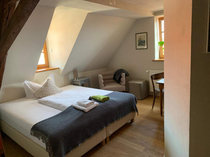 Bedroom 3, Landhotel Ruhepol - garni, Ilm-Kreis