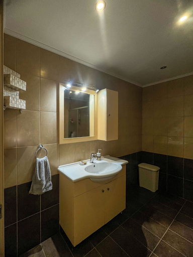 Bathroom 4, Casa Nicholas, Crete