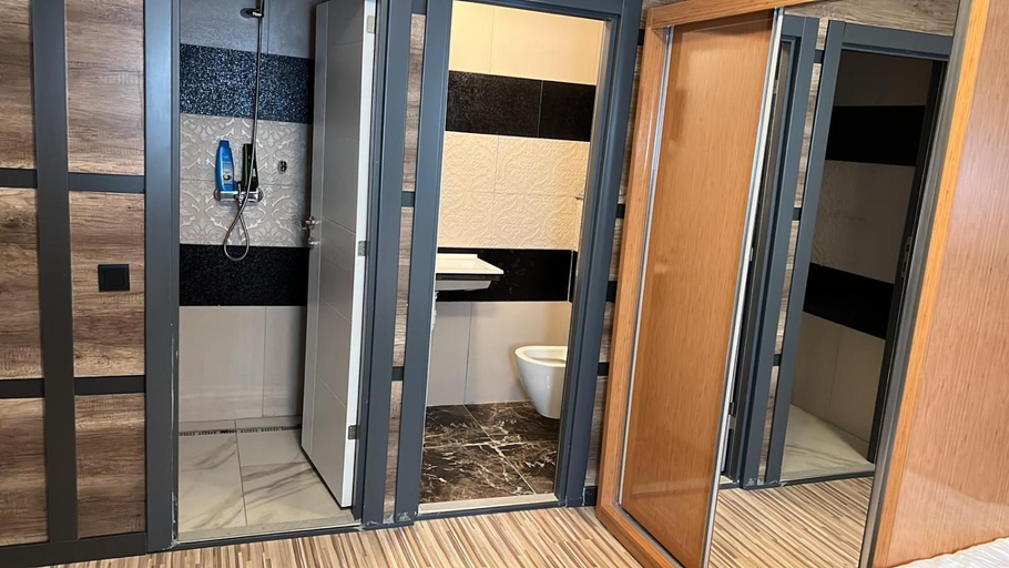 Bathroom 5, Demosan Hotel Hilden, Mettmann