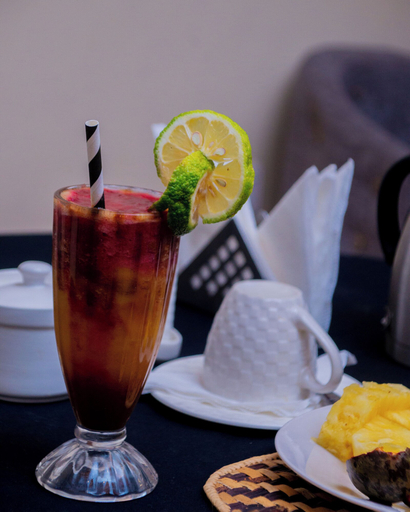 Food & Drinks 3, Rond Point Gorilla Boutique - Kinigi, Musanze