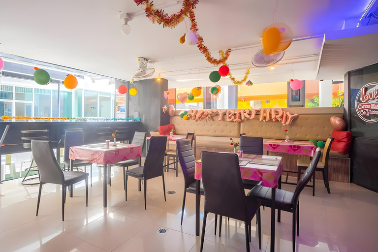 Food & Drinks 5, Patong Buri Resort, Pulau Phuket