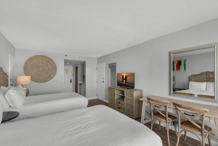 Others 1, Bayside Inn 6786, Walton