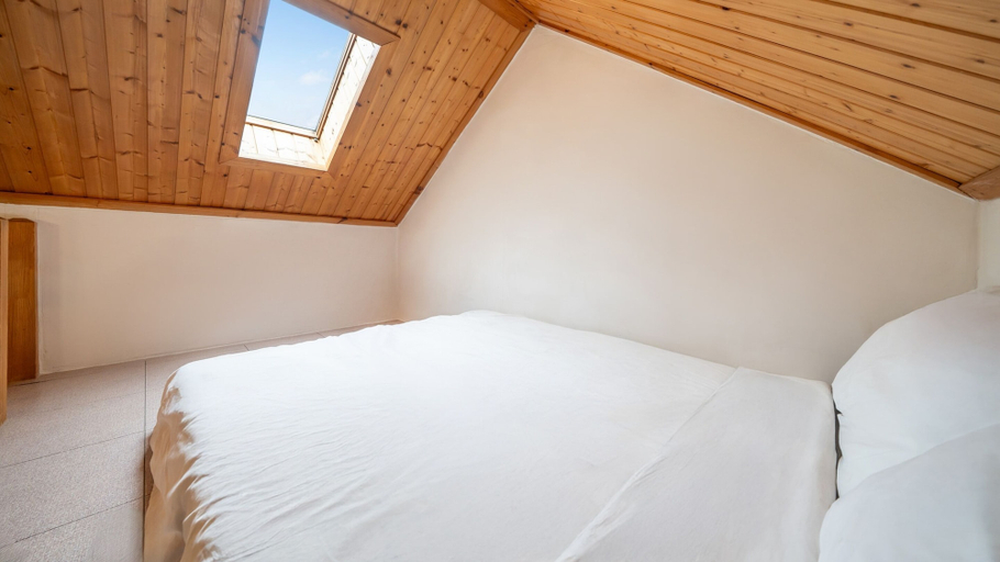 Bedroom 19