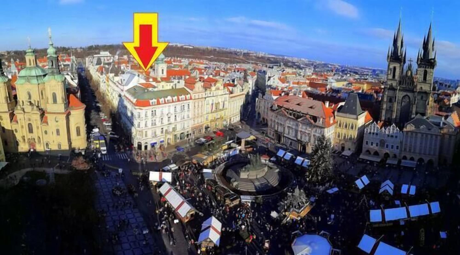 Others 5, Old Town & Parking Assistance, Praha 1