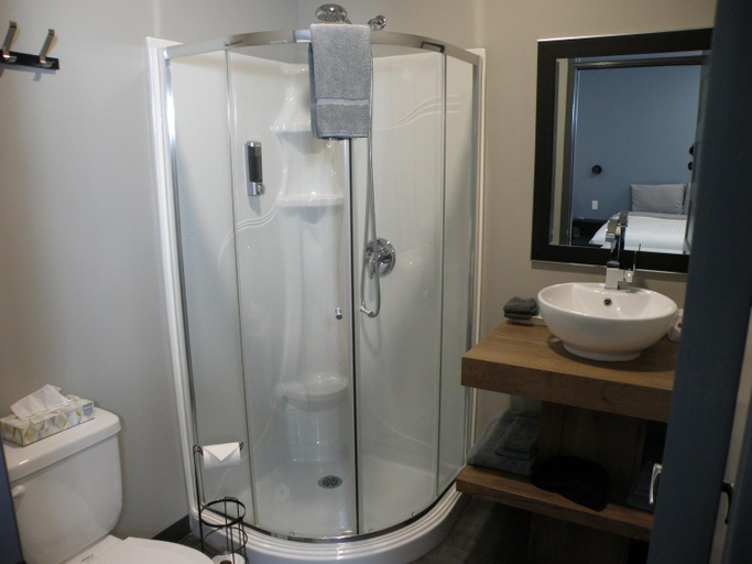 Bathroom 3, Motel Hotelia, Le Fjord-du-Saguenay