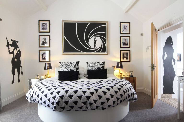 Bedroom 2, The Wensleydale Heifer, North Yorkshire