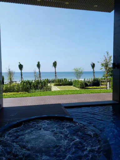 Sport & Beauty 2, Wow, Gorgeous Sunsets 5 Star Beach Condo (Netflix), Klaeng