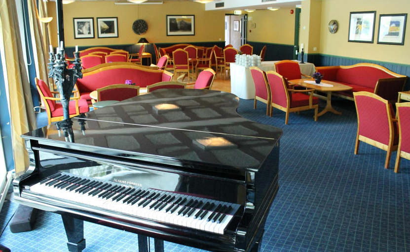 Food & Drinks 5, Hotel Geiranger, Stranda