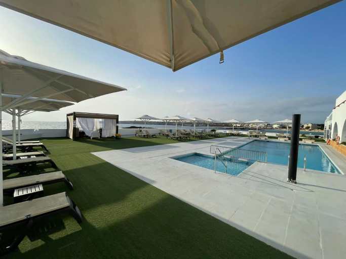 Others 2, Hotel Roca Bella, Baleares