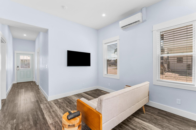 Others 5, Pet Friendly Beach House - Beach Hop, Gulf