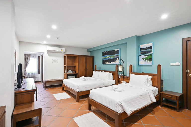Bedroom 16