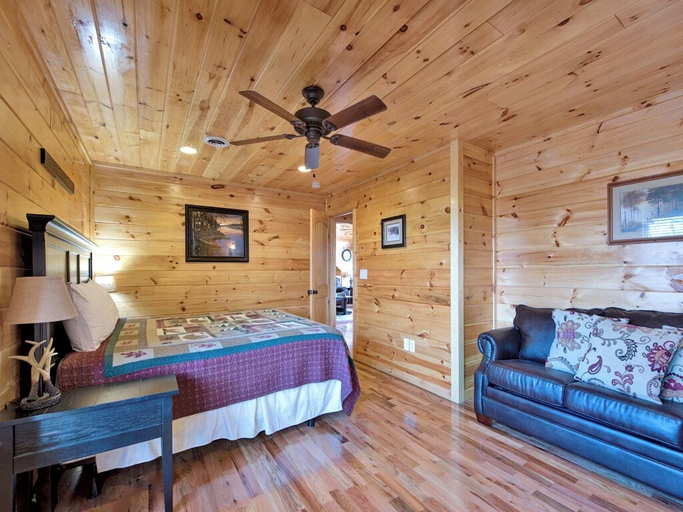 Bedroom 2, Parkside Lodge by Jackson Mountain Rentals, Sevier
