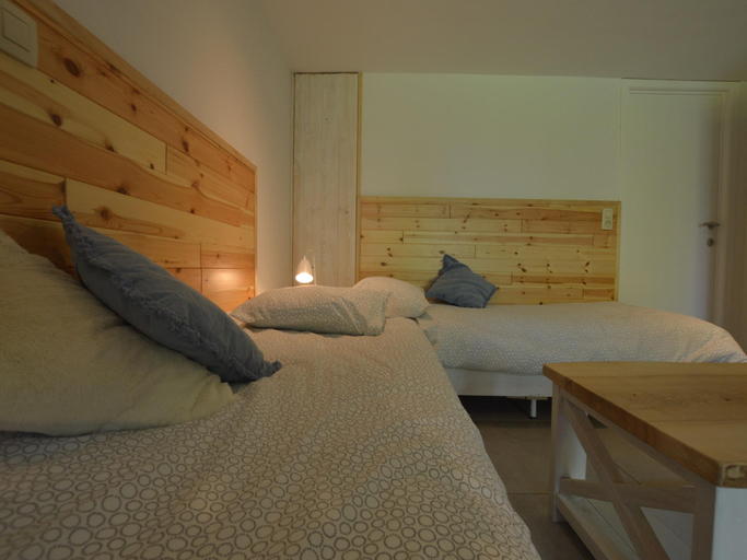 Bedroom 2, Charming Stay near Circuit Spa, Liège