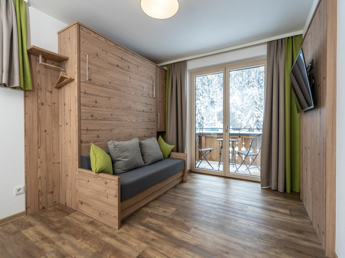 Bedroom 2, Chalet in Saalbach near Ski Lift, Zell am See