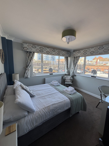 Bedroom 3, Salt on the Harbour, East Riding of Yorkshire
