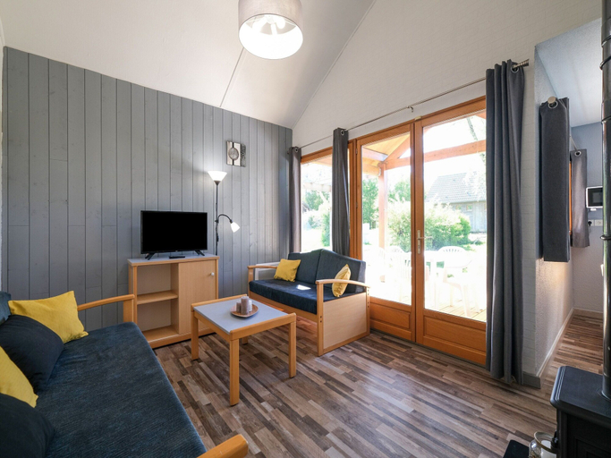 Living room 4, Comfortable Holiday Home With Private Terrace, Ardennes
