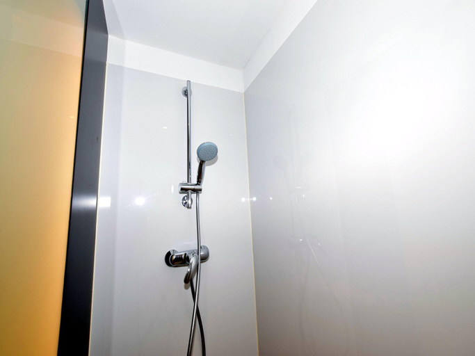 Bathroom, Chic Mansion in Robertville, Liège