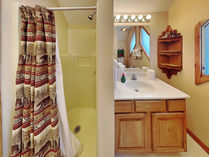 Bathroom 4, Mountain Mist by Jackson Mountain Rentals, Sevier