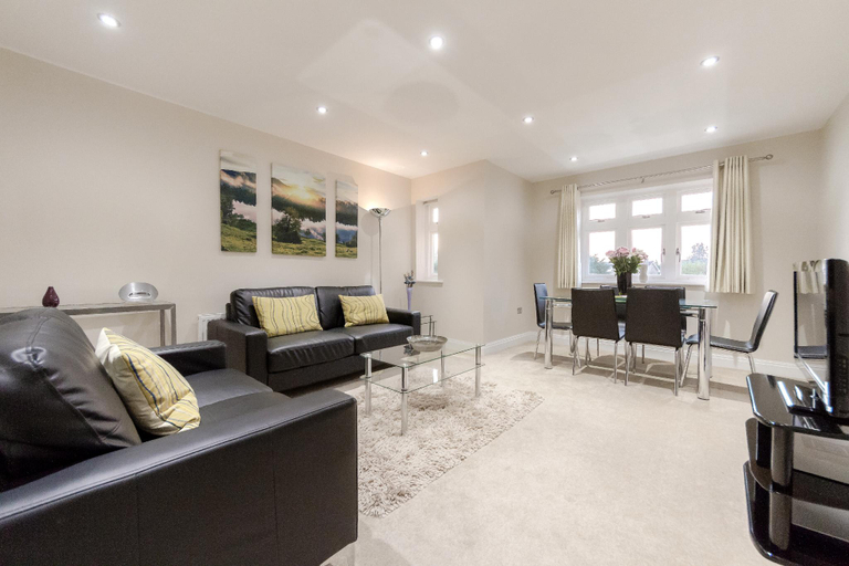 Others 5, Roomspace Serviced Apartments -Kinnaird Court, Surrey