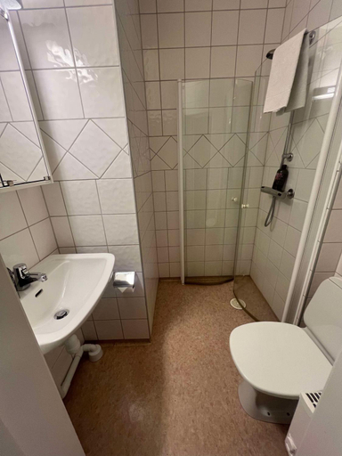 Bathroom 5, Hotell Ornen, Torsby