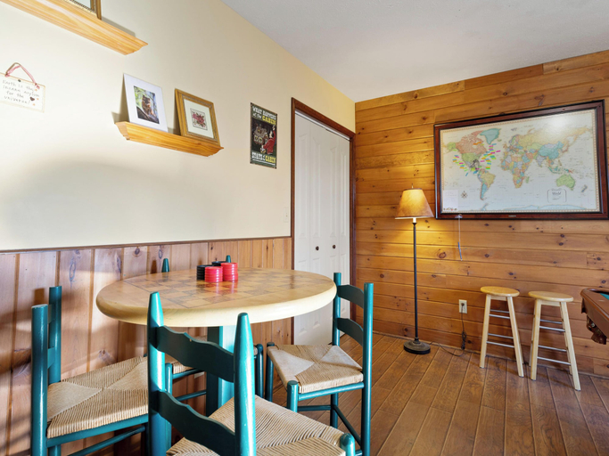 Food & Drinks, Annie's Smoky View by Jackson Mountain Rentals, Sevier