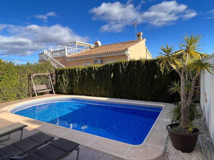 Others 3, Costa Blanca Poolside Bliss, Alicante