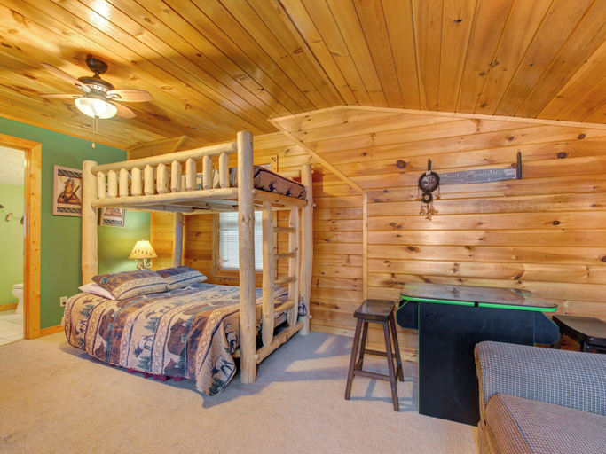 Bedroom 3, Dew South by Jackson Mountain Rentals, Sevier
