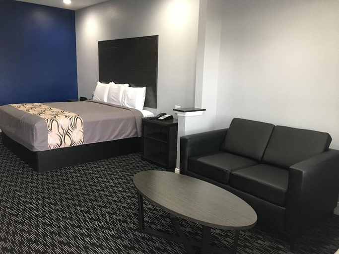 Bedroom 2, Platinum Inn and Suites, Houston