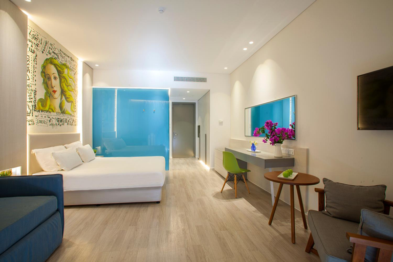 Bedroom 3, Aliathon Resort