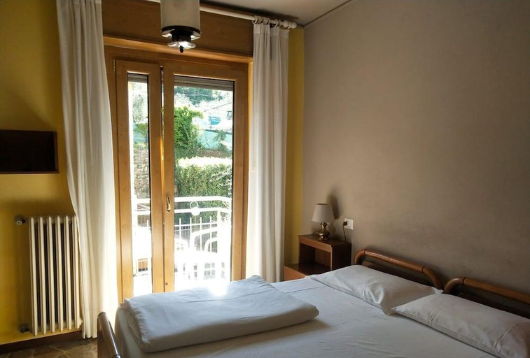 Bedroom 3, Hotel Garden, Verona