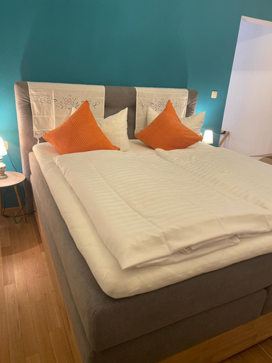 Bedroom 4, Hotel und Restaurant Neuhauser, Kitzingen