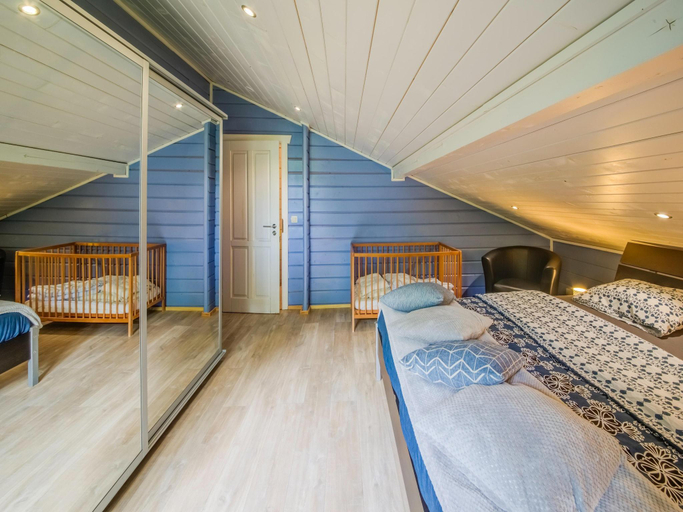 Others 5, Chalet with sauna near Durbuy, Luxembourg