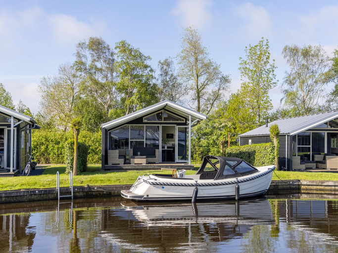 2, Modern chalet near Lake Sneek, Skarsterlân
