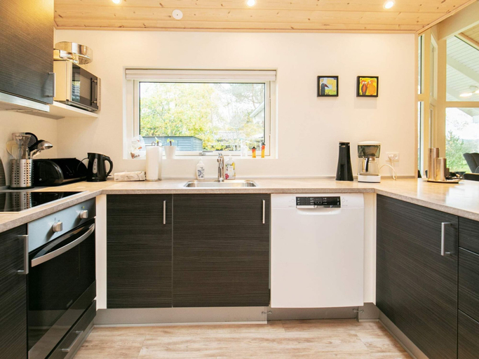 Others 2, Holiday Home in Hals, Aalborg