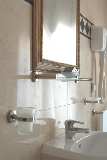 Bathroom 4, Hotel Del Borgo, Bologna