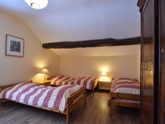 Bedroom 2, Rustic Vacation Home, Baneux, Liège