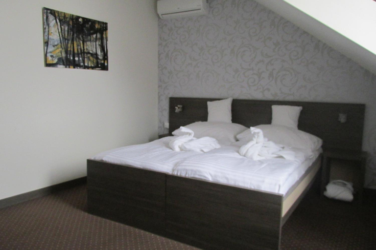 Bedroom 2, Wellness Hotel Vinnay, Michalovce