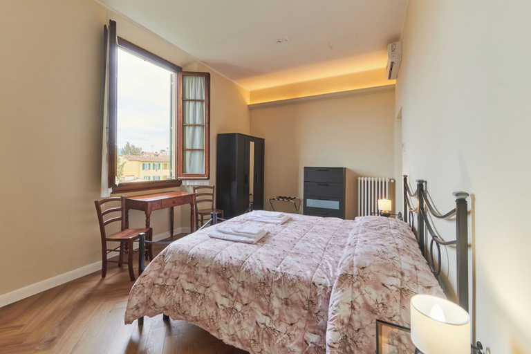 Bedroom 2, Casa Santo Nome di Gesù, Florence