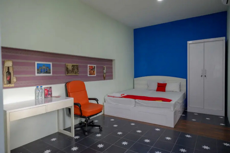 Bedroom 14