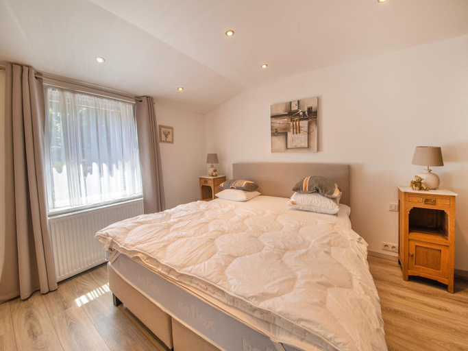 Bedroom 2, Stylish Stay Near Forest, Liège